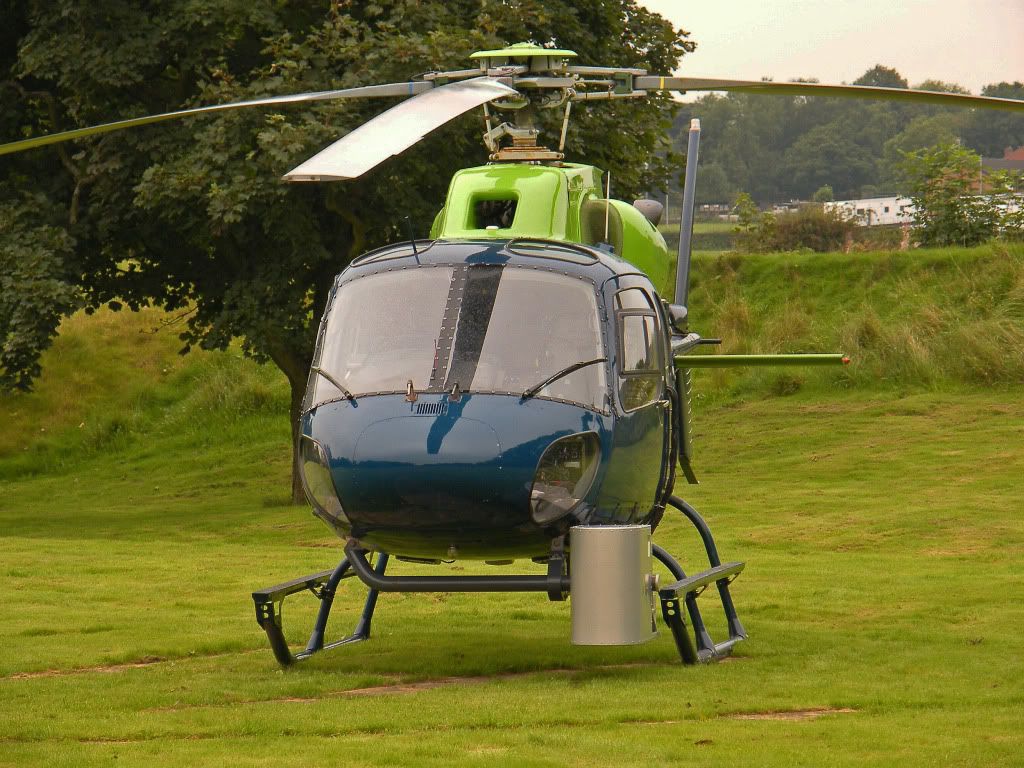 http://i611.photobucket.com/albums/tt192/shadwell_photo/helicopters154.jpg?t=1299113105