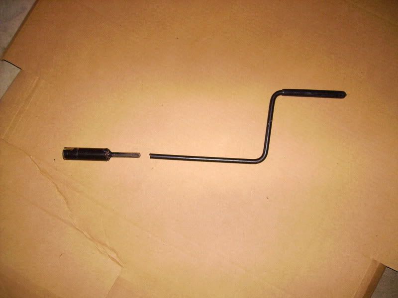 Cordless drill/tongue jack adapter?