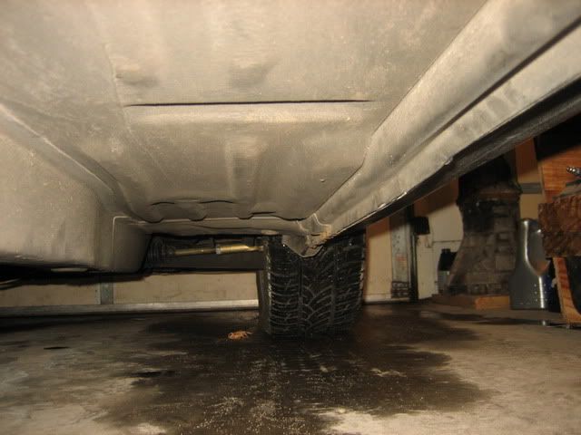 http://i611.photobucket.com/albums/tt194/paulsulja/1995%20Nissan%20240SX/IMG_7656.jpg