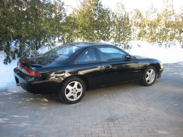 http://i611.photobucket.com/albums/tt194/paulsulja/1995%20Nissan%20240SX/IMG_7678.jpg