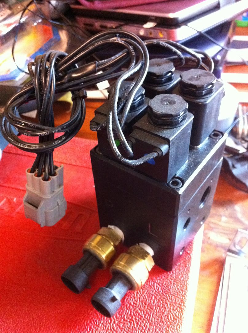 FS AirLift black manifold VW Vortex Volkswagen Forum