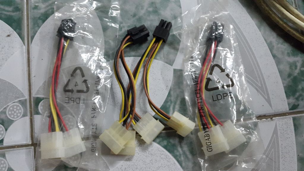 Linh tinh phụ kiện vi tính + tặng vài món - 8